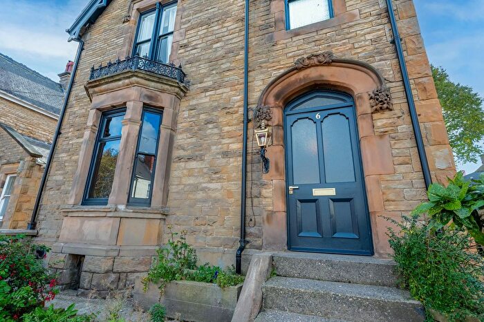 4 Bedroom Detached House For Sale In Station Road, Eckington, S21