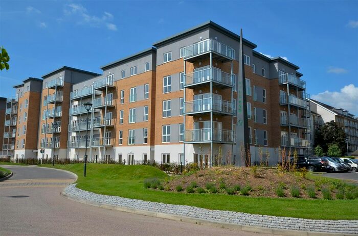 1 Bedroom Flat To Rent In Windsor Court, Drayton Garden Village, UB7