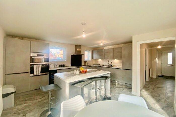 5 Bedroom Property To Rent In Lion Gardens, Leyland, PR26