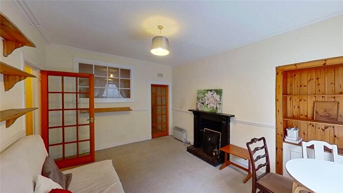 1 Bedroom Flat To Rent In Dundas Street, New Town, Edinburgh, EH3