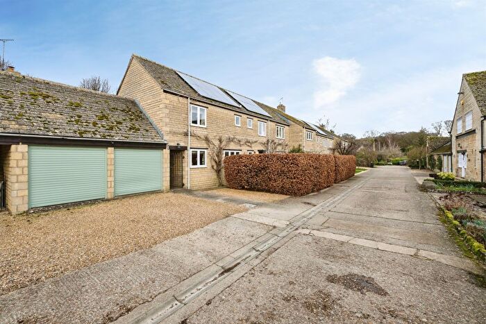 4 Bedroom Detached House For Sale In Manor Farm, Apethorpe, Peterborough, PE8