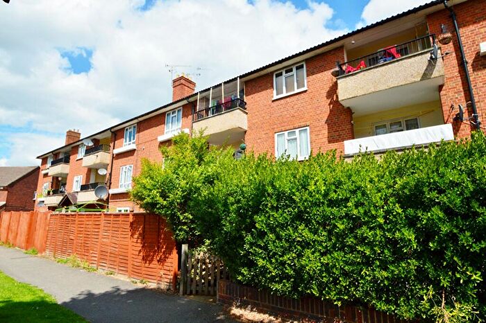 2 Bedroom Apartment To Rent In Churchill Road, Langley, Berkshire, SL3