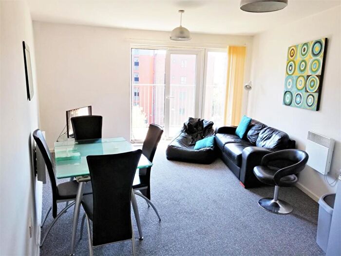 2 Bedroom Apartment To Rent In The Drum, Sportcity, M11