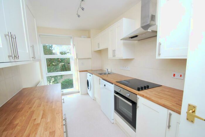 3 Bedroom Property To Rent In St. Stephens Road, Bath, BA1