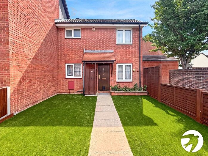 1 Bedroom Terraced House To Rent In The Oaks, Swanley, Kent, BR8