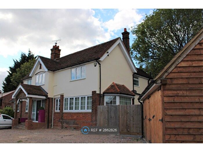 Studio To Rent In Main Road, Ingatestone, CM4