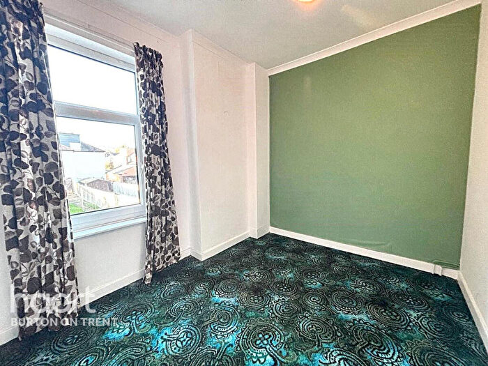 3 Bedroom Terraced House For Sale In Calais Road, Burton-On-Trent, DE13