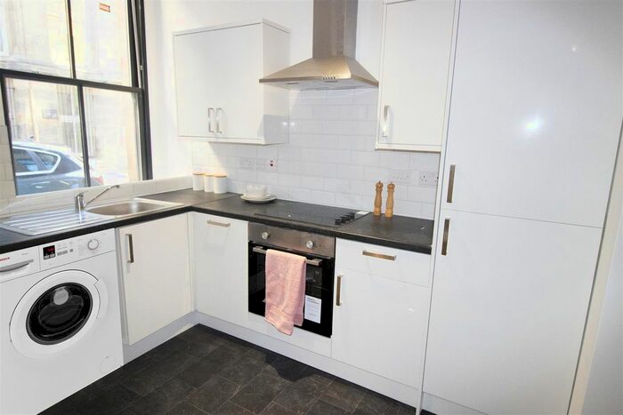 1 Bedroom Flat To Rent In Vicar Lane, Bradford, BD1