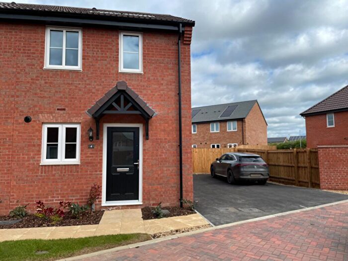 2 Bedroom Terraced House To Rent In Howe Way, Quarrington, NG34