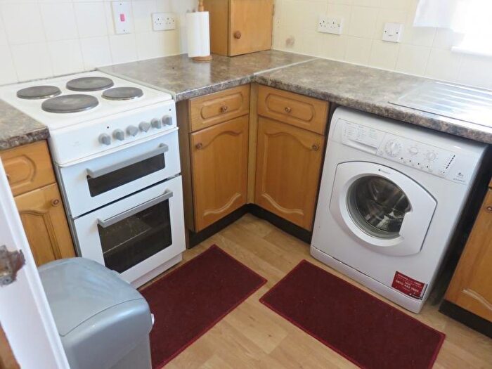 2 Bedroom Flat To Rent In St Clair Street, City Centre, Aberdeen, AB24
