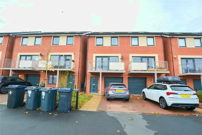 4 Bedroom Semi-Detached House To Rent In Enderby Road, Birmingham, West Midlands B23