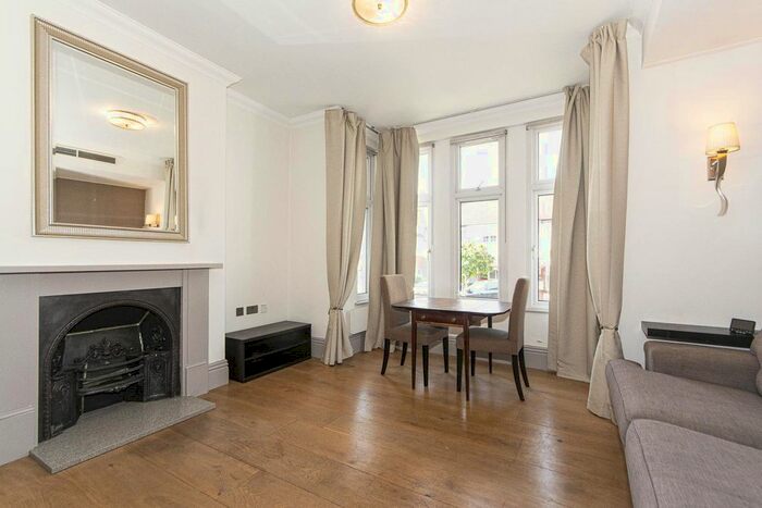 1 Bedroom Flat To Rent In Mount Ephraim Lane, London, SW16