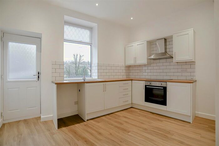 3 Bedroom End Of Terrace House To Rent In Grove Street, Bacup, OL13