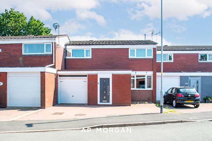 3 Bedroom Terraced House For Sale In Chedworth Close, Church Hill South, Redditch, Worcestershire, B98