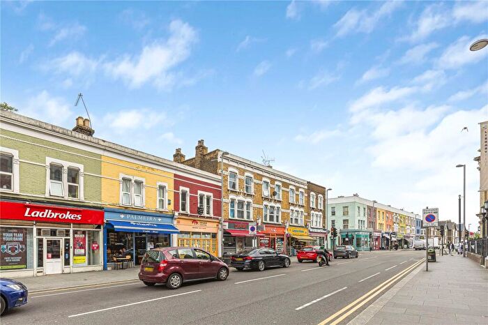 Apartment To Rent In High Road Leyton, London, E10