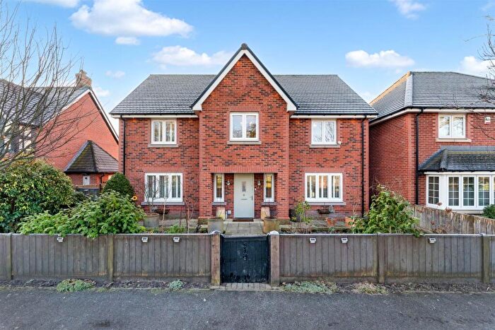 4 Bedroom Detached House For Sale In Holmes Chapel Road, Somerford, CW12