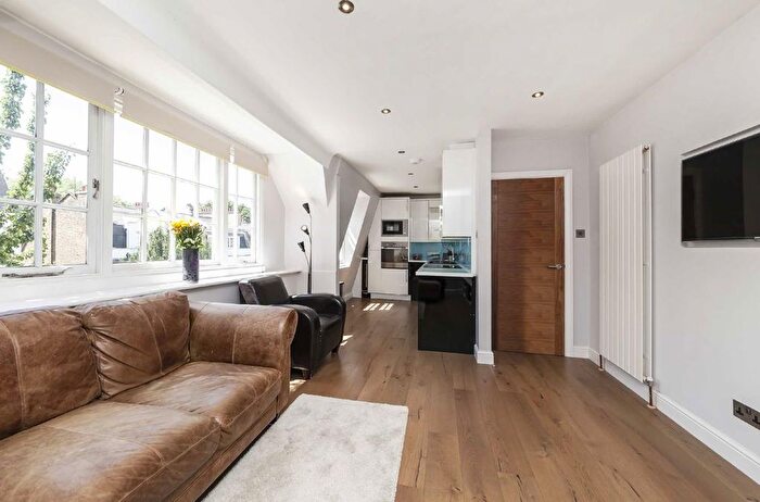 2 Bedroom Flat To Rent In Gunterstone Road, West Kensington, W14