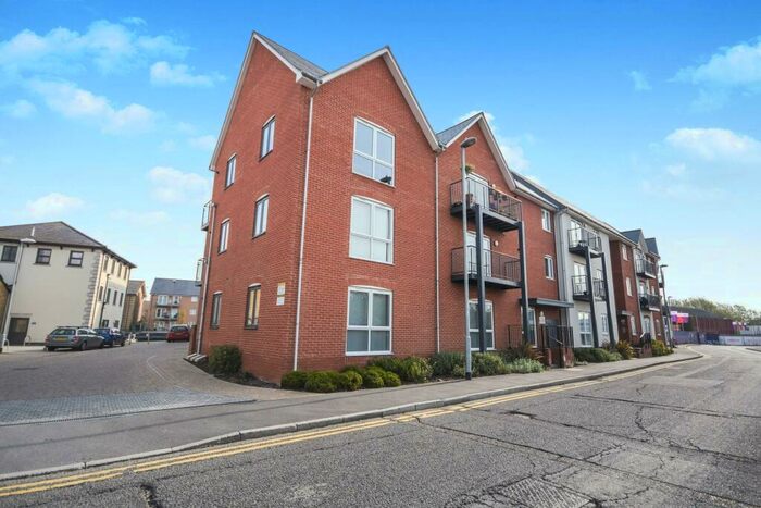 1 Bedroom Flat To Rent In Wharf Road, Chelmsford, CM2