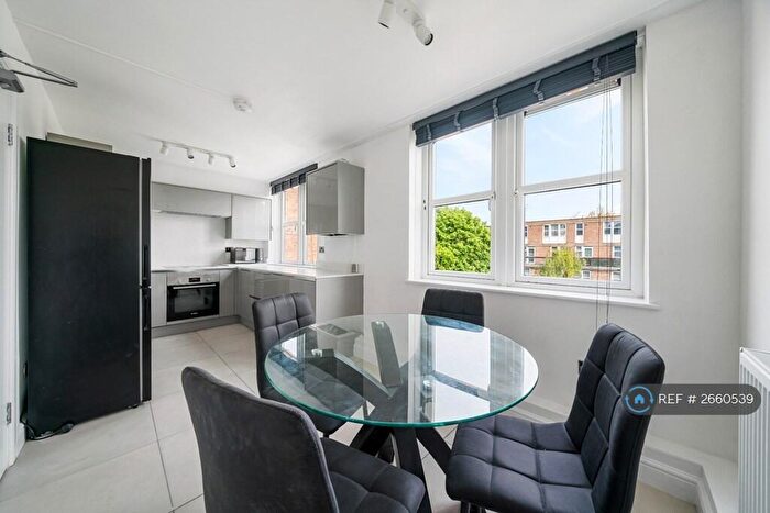 4 Bedroom Maisonette To Rent In Dunsbury Close, Sutton, SM2