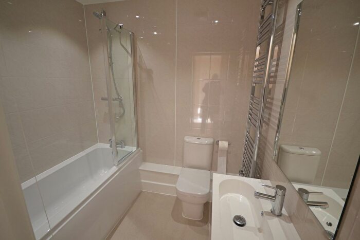 1 Bedroom Flat To Rent In Grover Walk, Corringham, SS17