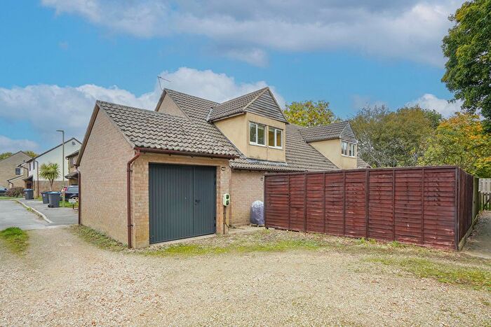 2 Bedroom End Of Terrace House For Sale In Thorney Leys, Witney, OX28