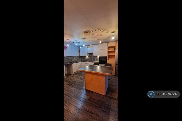 2 Bedroom Flat To Rent In Richmond Gate, Hinckley, LE10