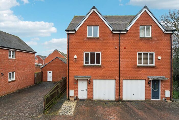 5 Bedroom Semi Detached House For Sale In Old Saw Mill Place, Little Chalfont, HP6