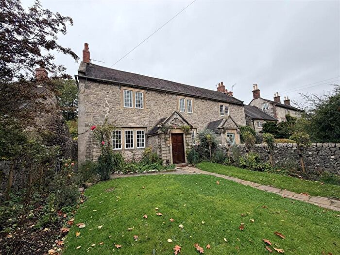 2 Bedroom House To Rent In Ivy Cottage Parwich, Ashbourne, DE6