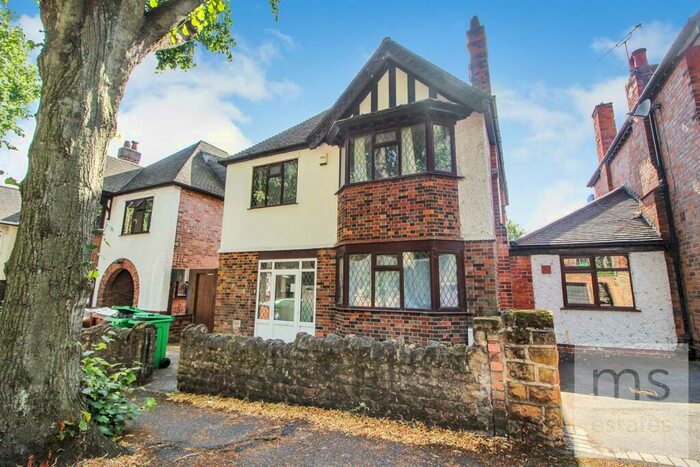 6 Bedroom Detached House To Rent In Harlaxton Drive, Lenton, Nottingham, NG7