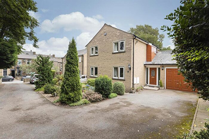 4 Bedroom Detached House For Sale In Highbury Court, Lower Edge Road, Brighouse, HD6