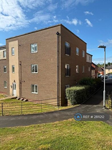 2 Bedroom Flat To Rent In Nelson Way, Yeovil, BA21