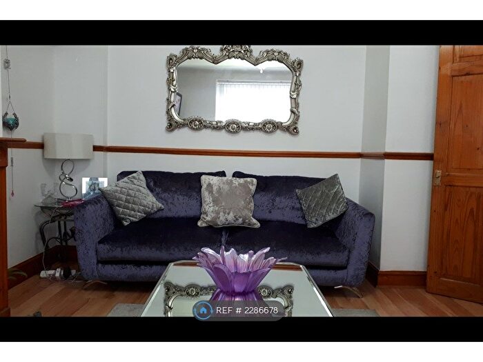 3 Bedroom Terraced House To Rent In Darley Gardens, Morden, SM4