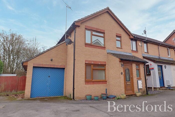 3 Bedroom End Of Terrace House For Sale In Greene View, Braintree, CM7