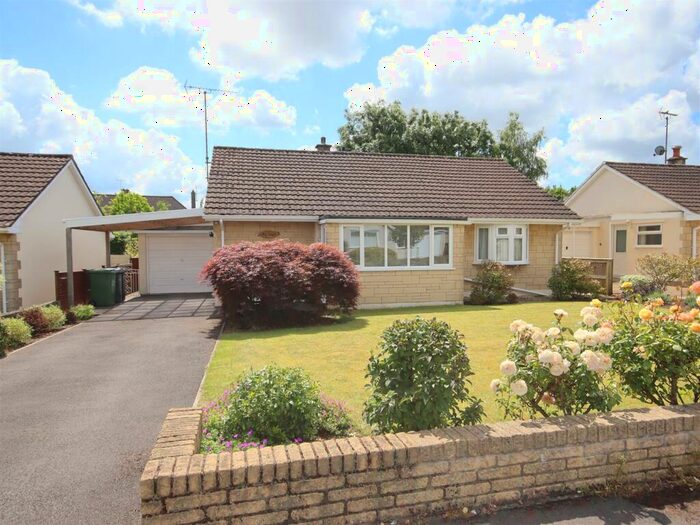 3 Bedroom Detached Bungalow For Sale In Wayside Close, Kington Langley, Chippenham, SN15