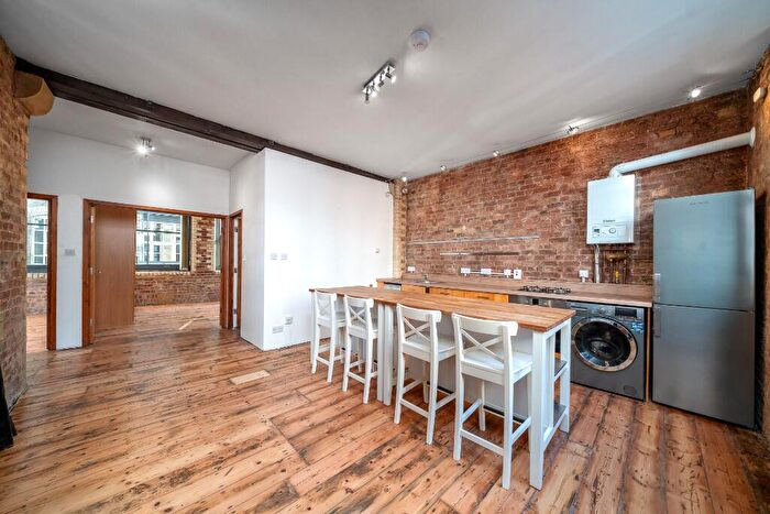 1 Bedroom Apartment To Rent In Dingley Place, London, EC1V