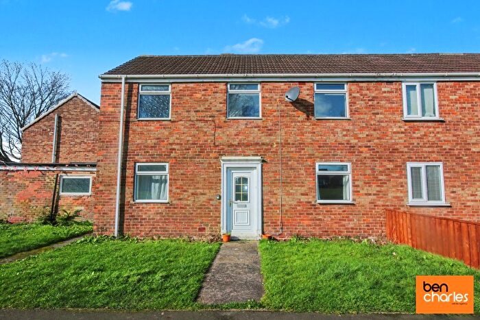 3 Bedroom Semi Detached House To Rent In Hillside View, Sherburn Village, Durham, DH6
