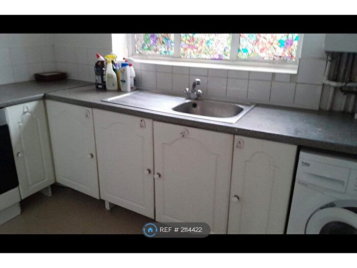 3 Bedroom Flat To Rent In Willow Walk, Spalding, PE11