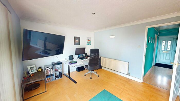 1 Bedroom Bungalow For Sale In Greenfinch Close, Washington, NE38