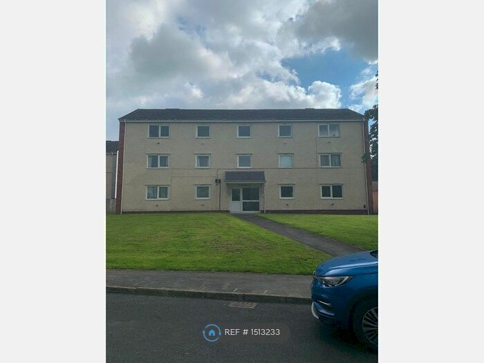 2 Bedroom Flat To Rent In Goshawk Road, Haverfordwest, SA61
