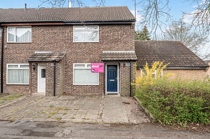 2 Bedroom Terraced House For Sale In Roycroft Lane, Finchampstead, Wokingham, Berkshire, RG40