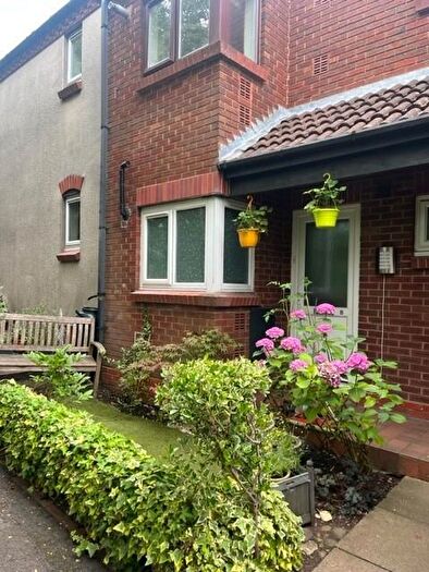 1 Bedroom Maisonette To Rent In Slimbridge Close, Redditch, B97