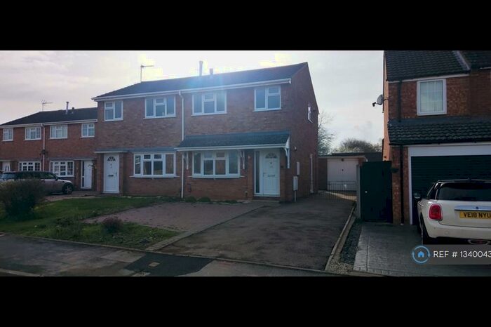 3 Bedroom Semi-Detached House To Rent In Rowley Road, Whitnash, Leamington Spa, CV31