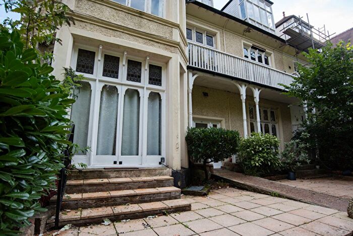 1 Bedroom Flat For Sale In Park Dale East, Wolverhampton, WV1