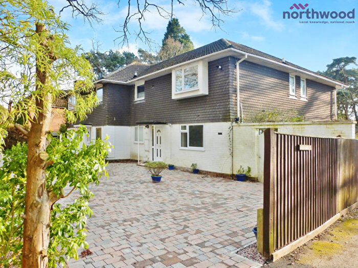 2 Bedroom Maisonette To Rent In Fern Grove, Chilworth, SO16