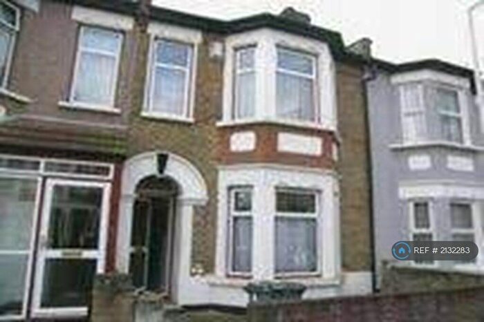 2 Bedroom Maisonette To Rent In First Floor Elizabeth Road, London, E6