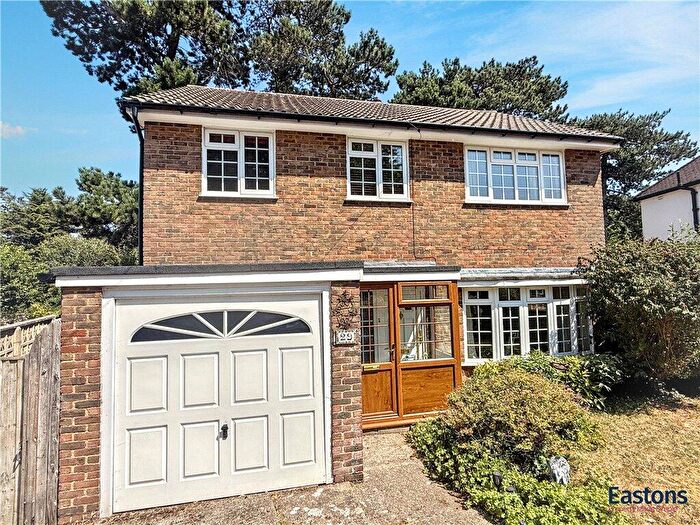 4 Bedroom Detached House For Sale In The Spinney, Epsom, Surrey, KT18