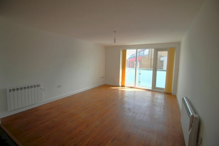 2 Bedroom Flat To Rent In Bradshawgate, Bolton, BL1