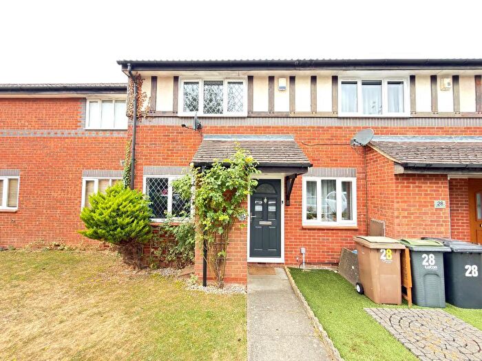 2 Bedroom Terraced House For Sale In Rookery Drive, Bushmead, Luton, Bedfordshire, LU2
