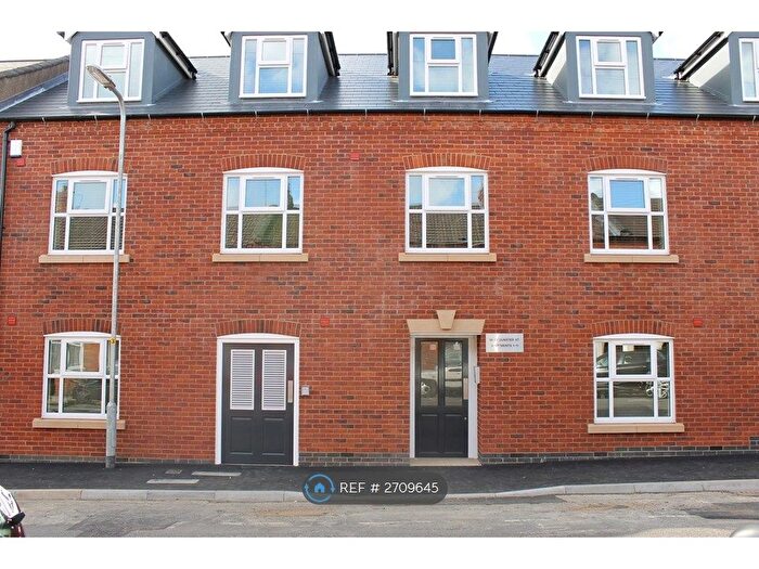 1 Bedroom Flat To Rent In Dunster Street, Northampton, NN1