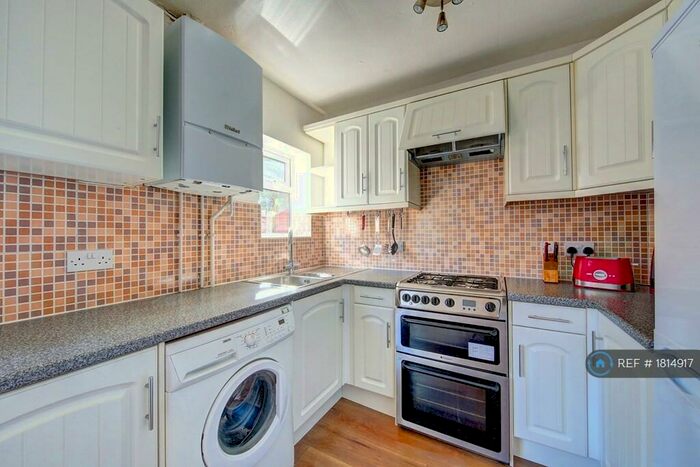 4 Bedroom Terraced House To Rent In Birkwood Close, London, SW12